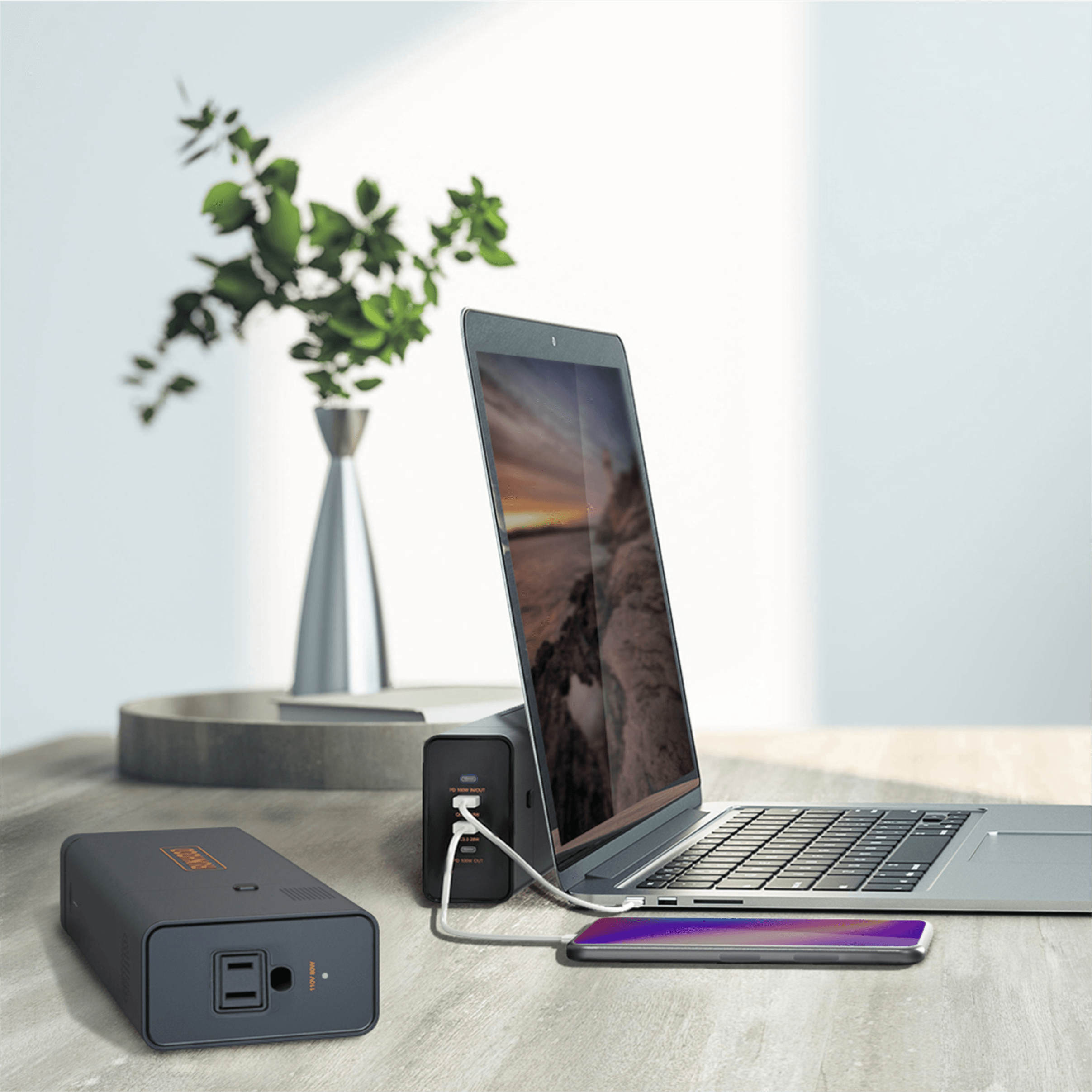 RALLYE NANO(324Wh/AC 80W&DC 256W) - Runhood Power Inc.